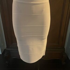 BCBGMaxAzria light peach/Cream bandage Pencil Skirt